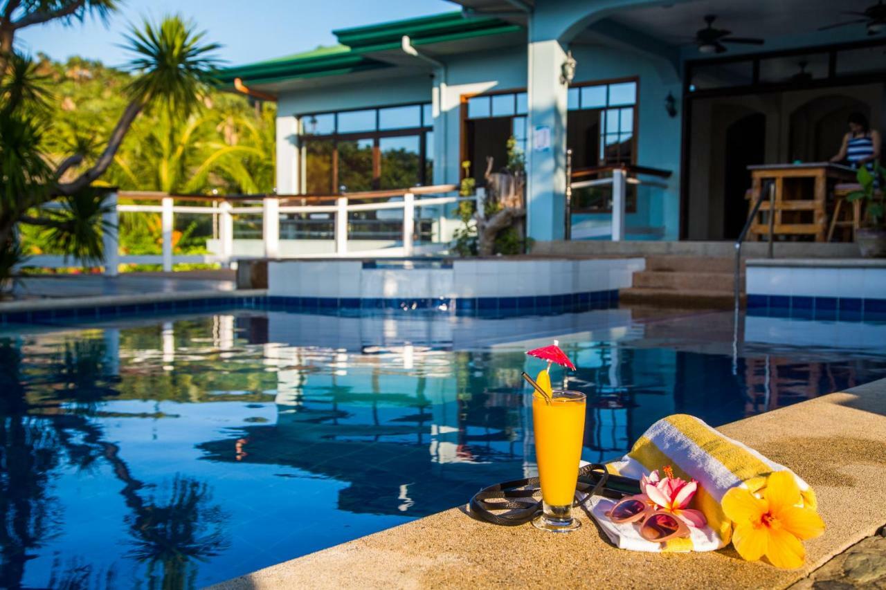 Edgewater Dive & Spa Resort Puerto Galera Exterior photo